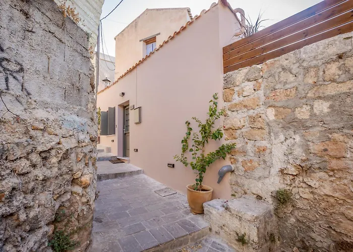 Comfinest * Chania (Crete)