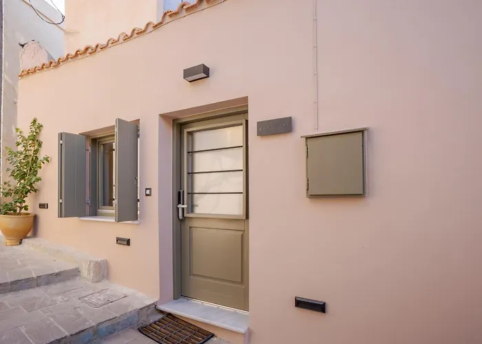 Comfinest Holiday home Chania (Crete)